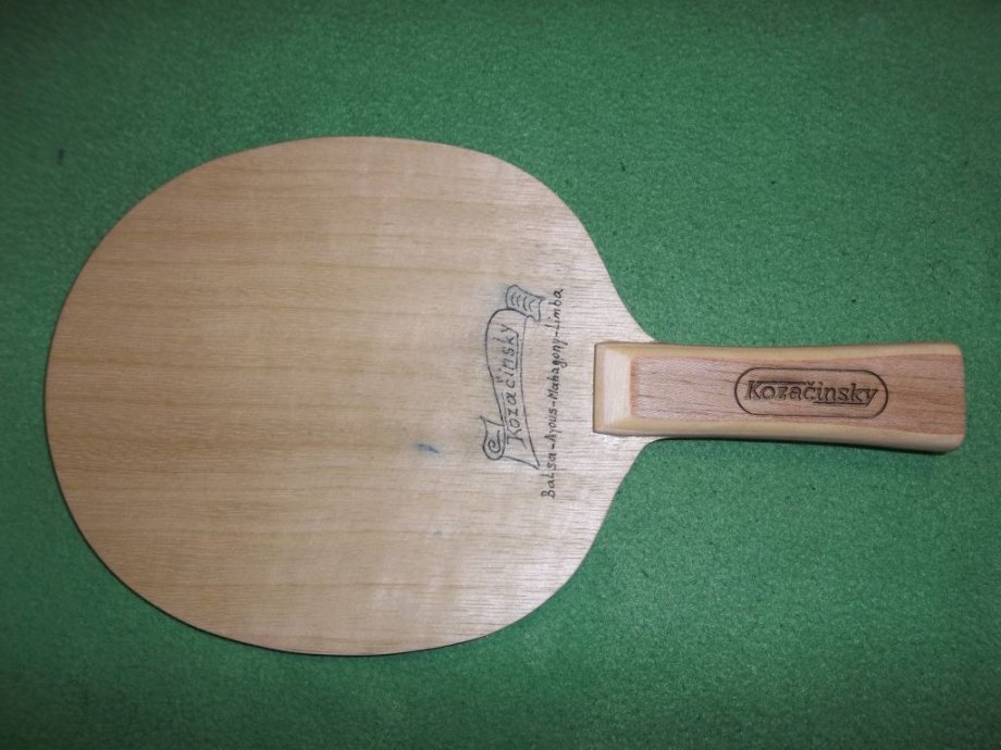 drvo-stolni-tenis-reket-slika-92734249.jpg