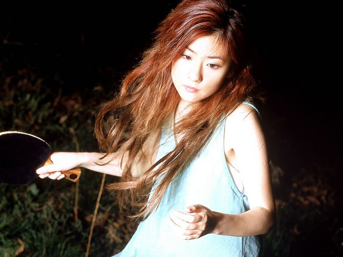 yotsumoto_naomi_31la[1].jpg